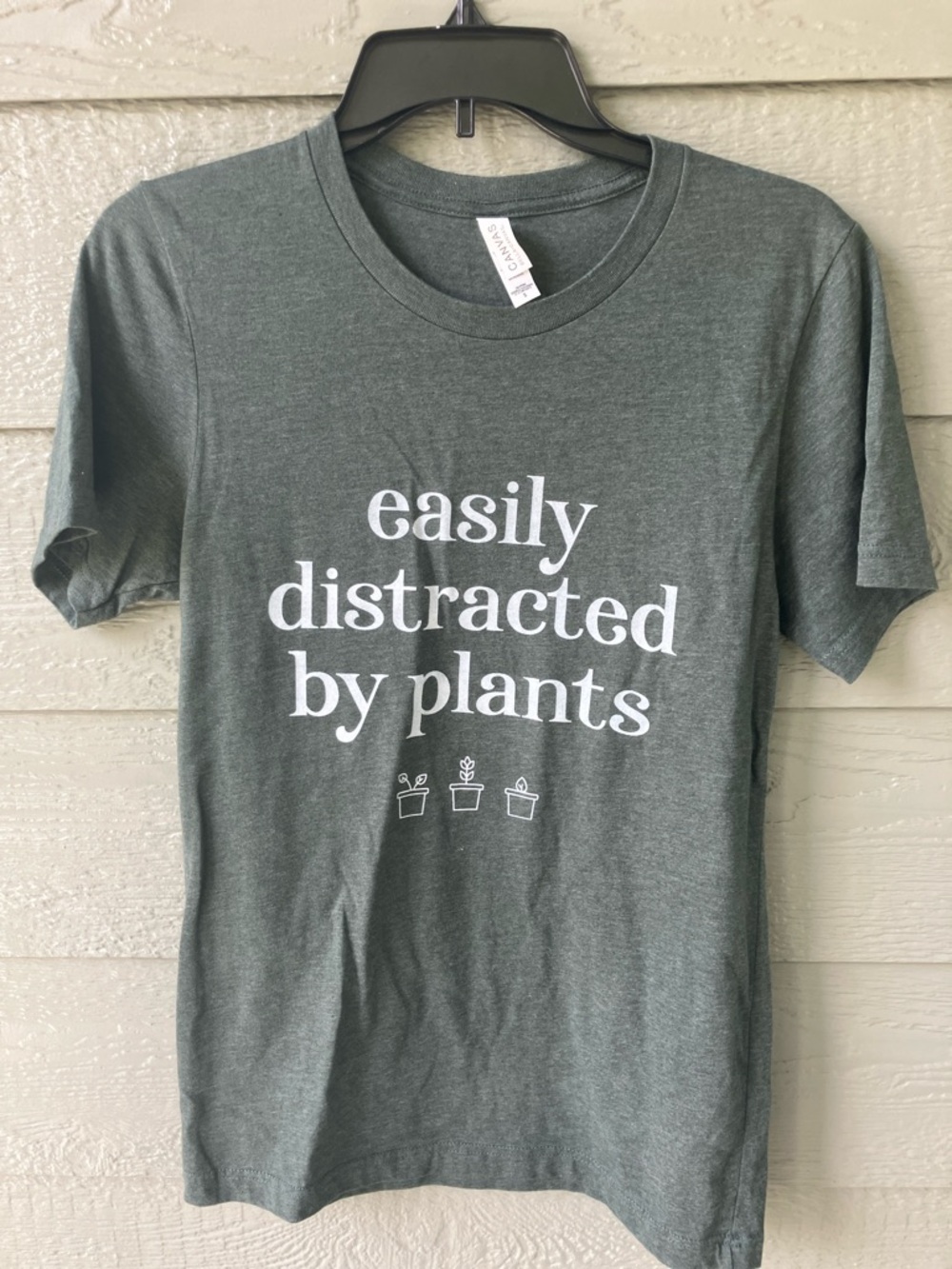 Easily Distracted By Plants Graphic Tee - Green